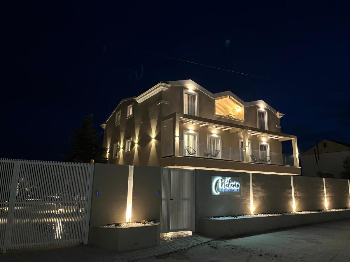 Melena Premium Suites Roda  Exterior foto