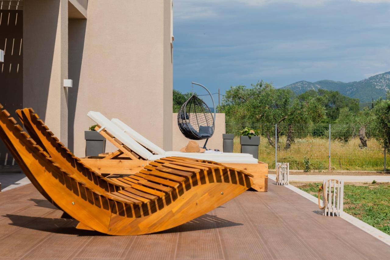 Melena Premium Suites Roda  Exterior foto