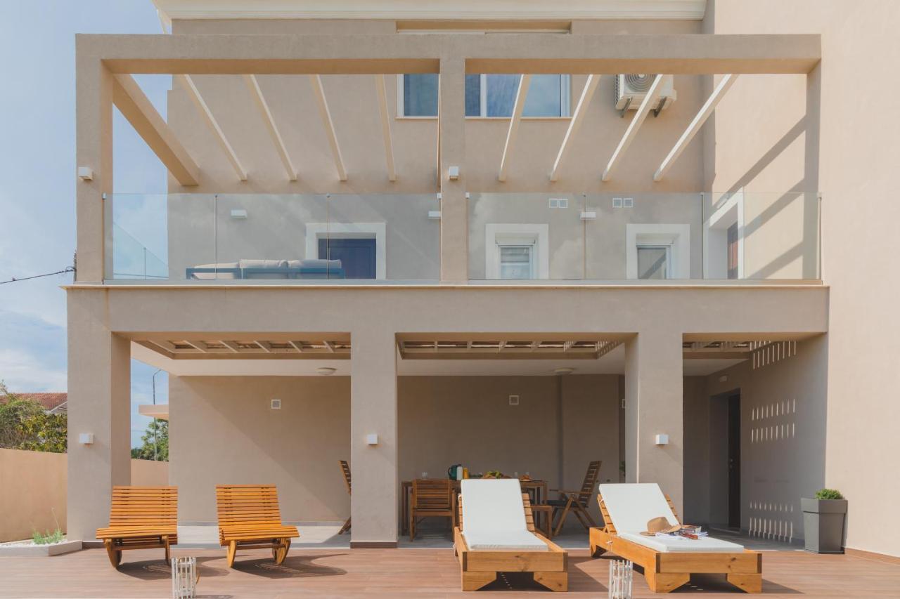 Melena Premium Suites Roda  Exterior foto
